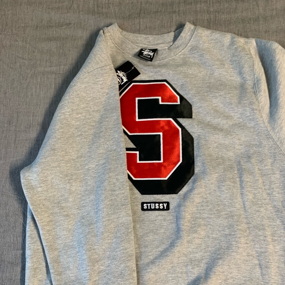 Brand new stussy crew neck hoodie